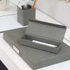 Astrid Pennbox Grå