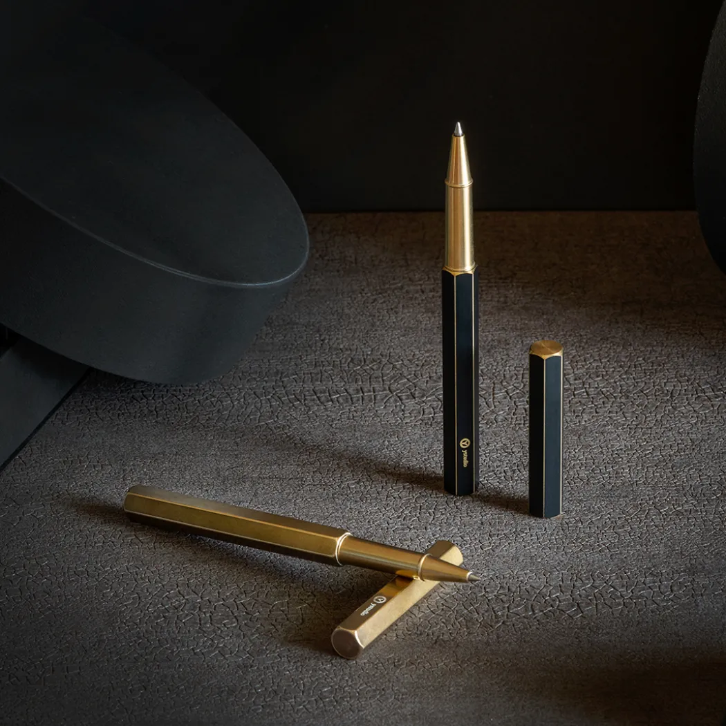 Classic Revolve Rollerball Black