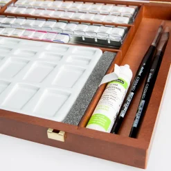 Horadam Aquarell Half Pans Wooden Box 140-set