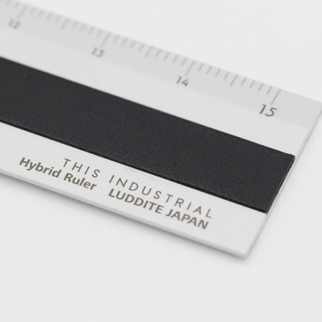 Linjal Aluminium/Läder 15 cm Silver/Black