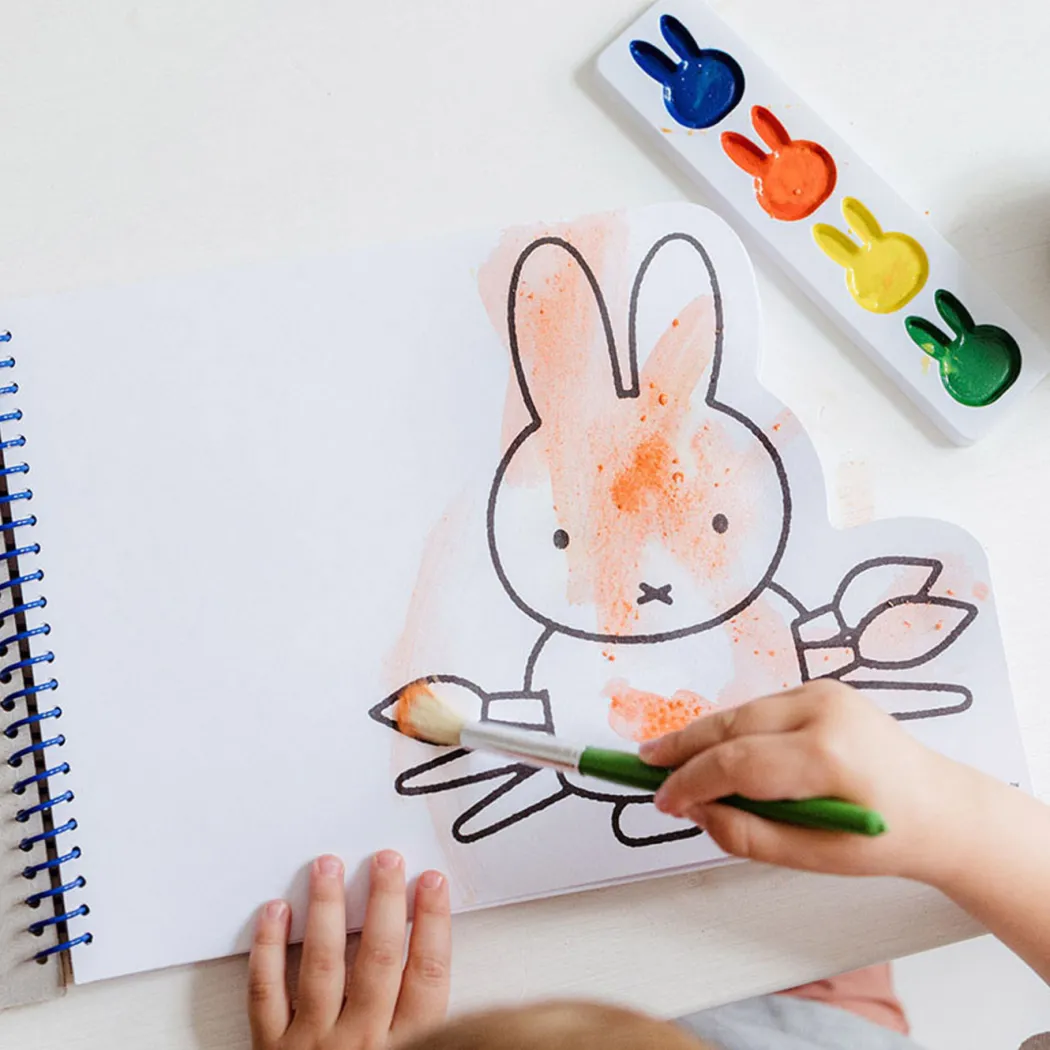 Miffy Paint Book Färger + Pensel