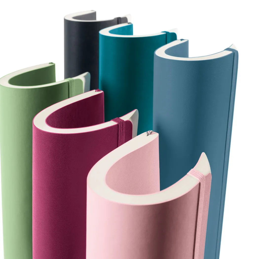 Notebook A5 Soft Cover Olinjerad