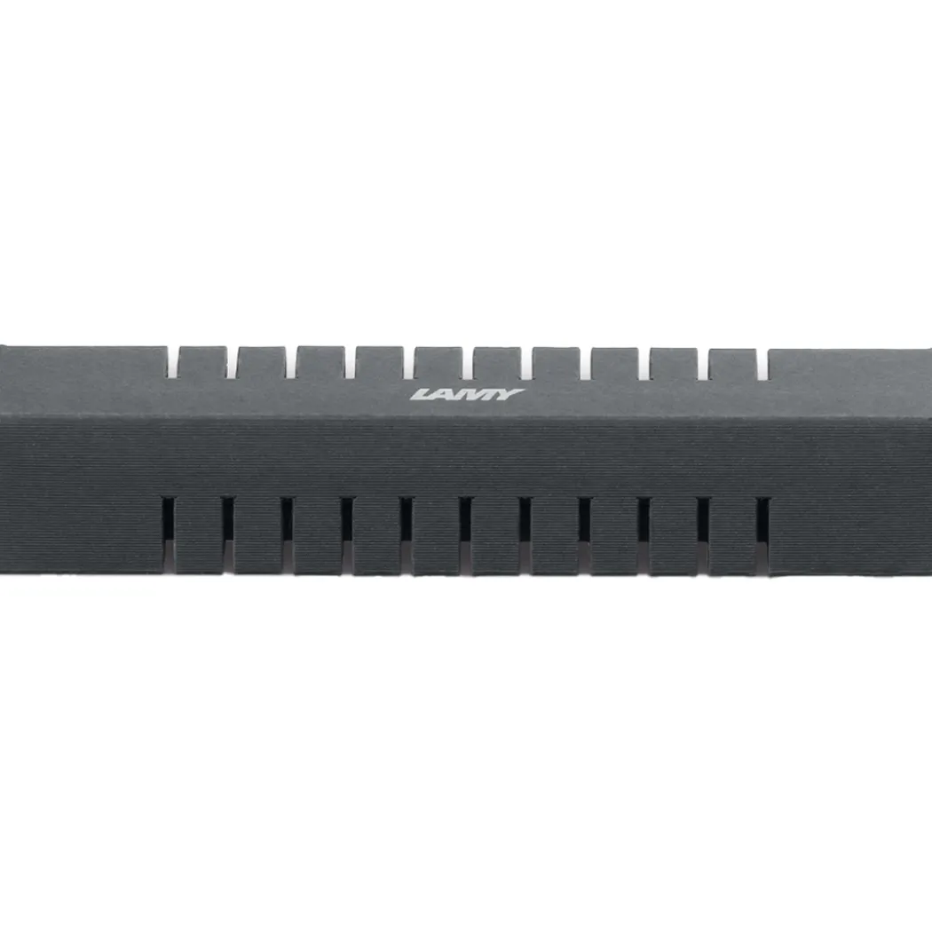 Noto Kulpenna All-Black