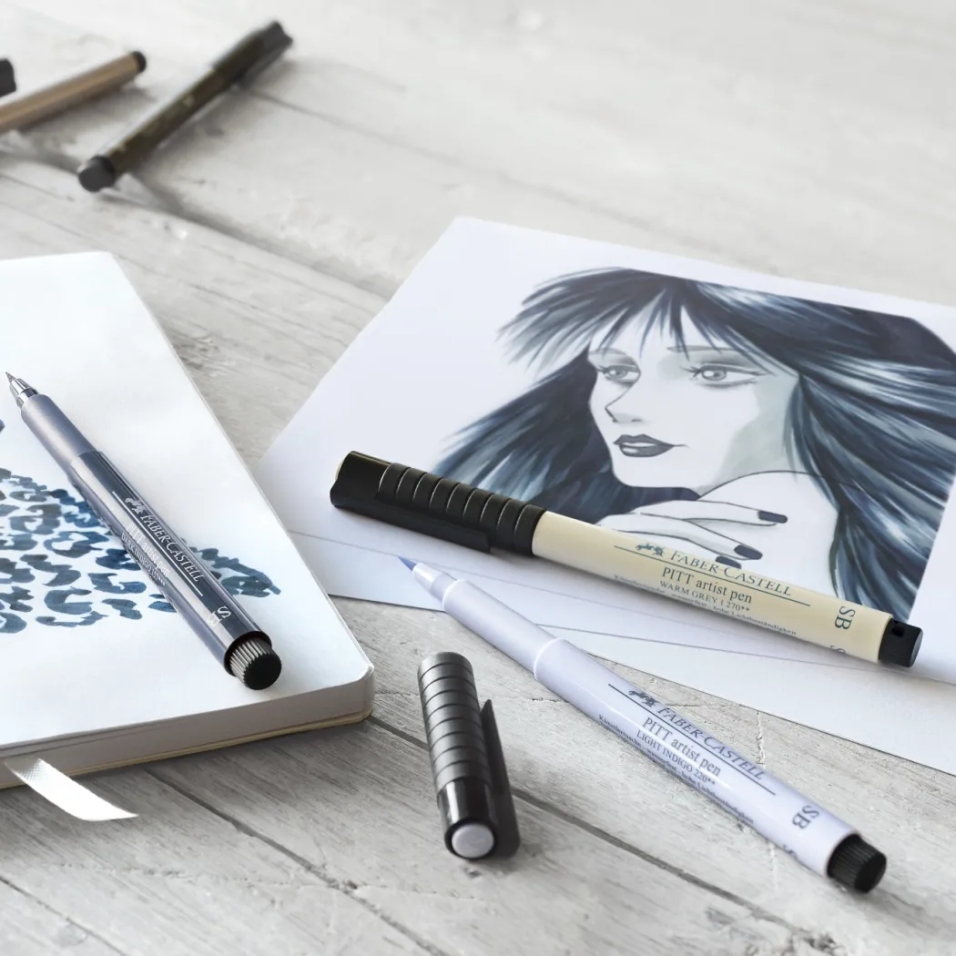 PITT Artist Brush