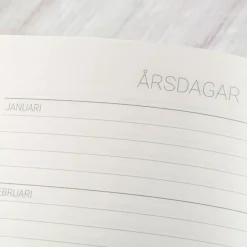 5-årsdagbok A5 Brown Oak