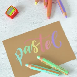 Woody 3-in-1 Färgpennor Pastell 6-set + vässare (3 år+)